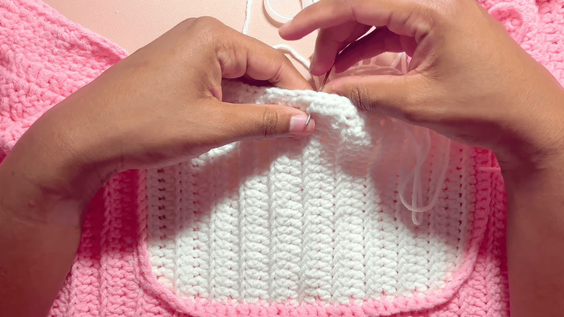 Crochet Puff Sleeve Top Pattern for Trendy Summer
