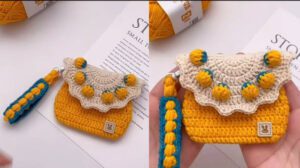 Crochet Strawberry Coin Purse Pattern for Modern Looks